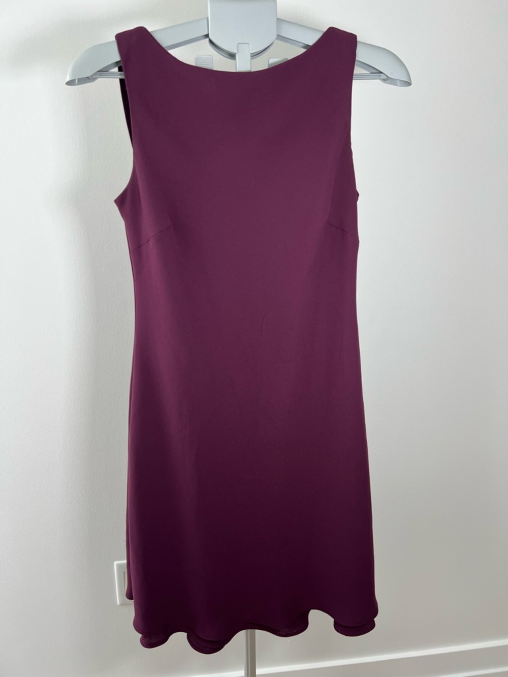 Evan Picone Chic Minimalist Sleeveless Plum Dress Timeless